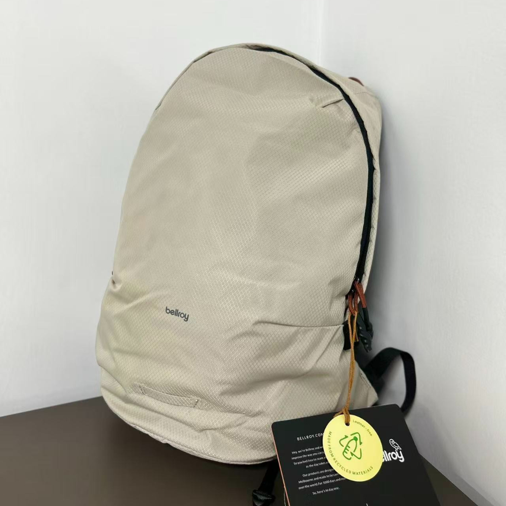 กระเป๋าเป้เดย์แพ็ค Bellroy Lit - Outdoor Adventure Trips บทวิจารณ์และราคา